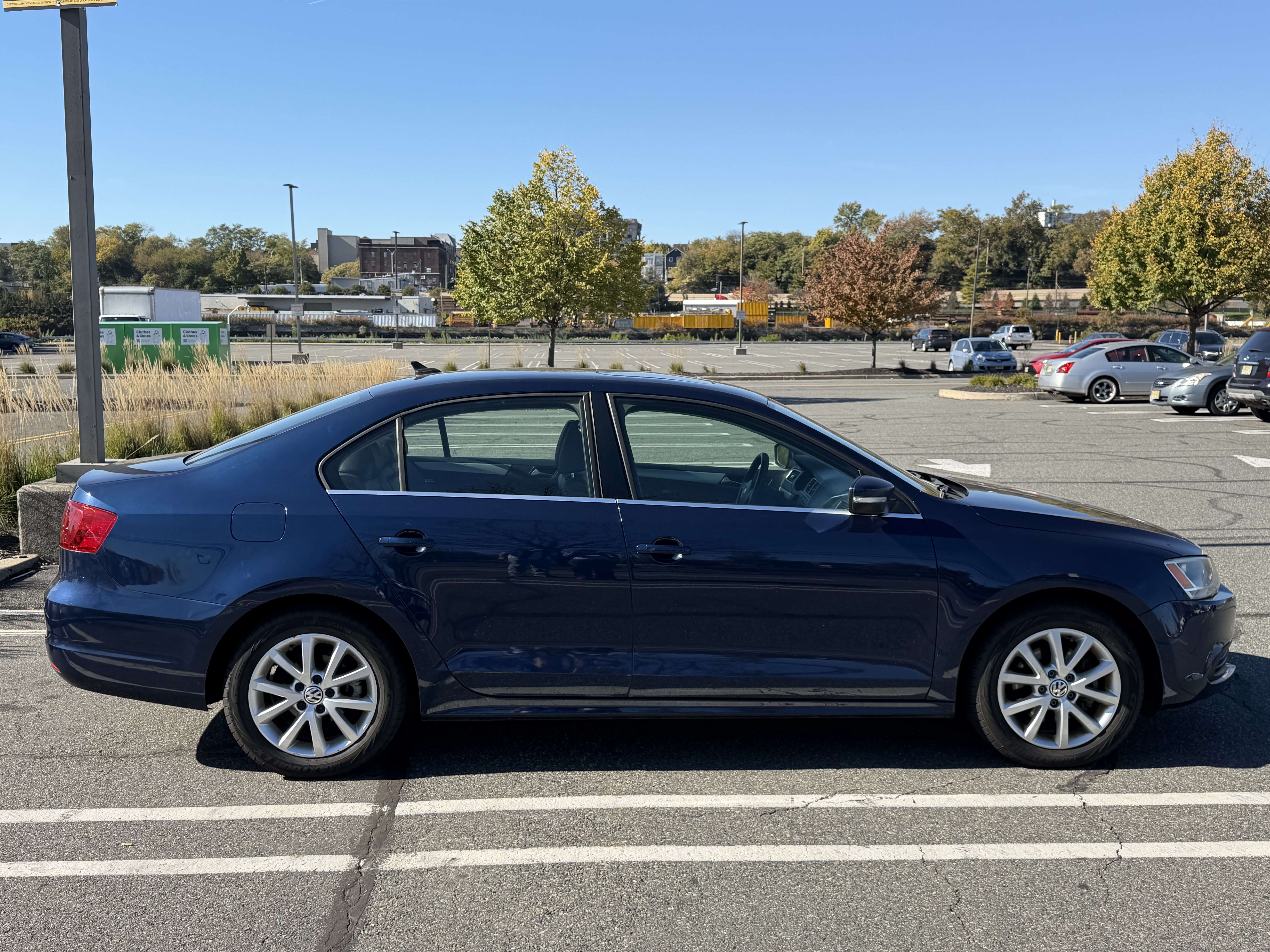 Used 2014 Volkswagen Jetta SE FWD image 4