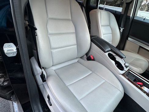 Used 2014 Mercedes-Benz GLK 250 BlueTEC 4MATIC image 17