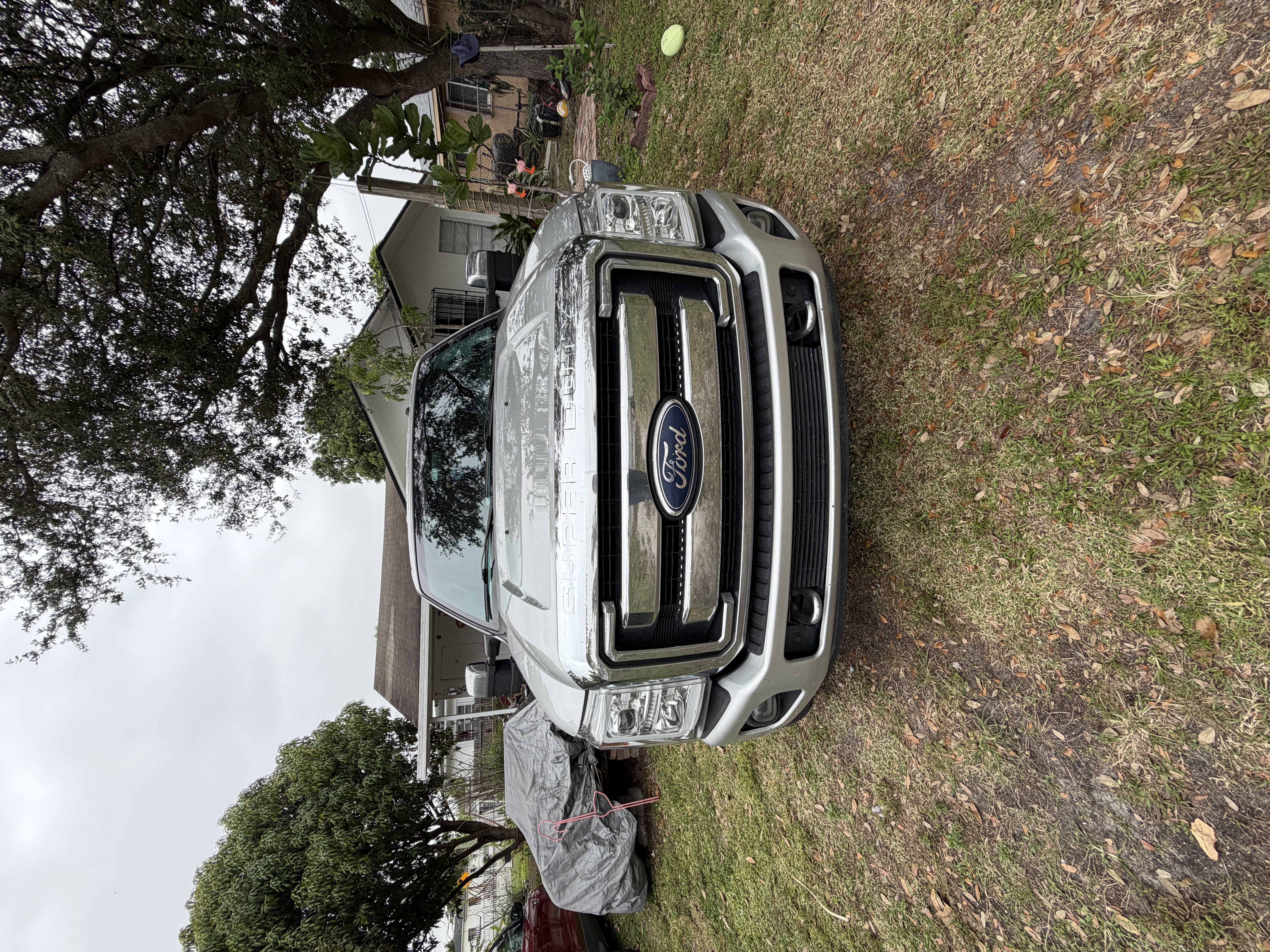 Used 2011 Ford F250 XLT w/ XLT Premium Pkg RWD image 1