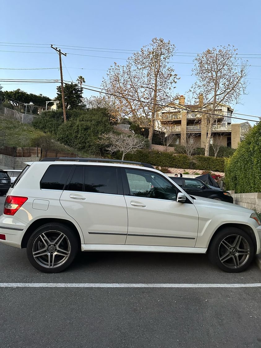 Used 2010 Mercedes-Benz GLK 350 4MATIC image 6