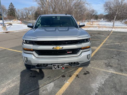 Used 2018 Chevrolet Silverado 1500 LT w/ All Star Edition image 6