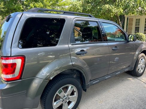 Used 2012 Ford Escape XLT FWD image 1
