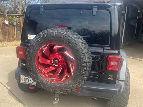 Used 2018 Jeep Wrangler Unlimited Rubicon AWD/4WD image 5