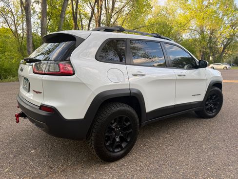 Used 2020 Jeep Cherokee Trailhawk w/ Comfort/Convenience Group AWD/4WD image 10