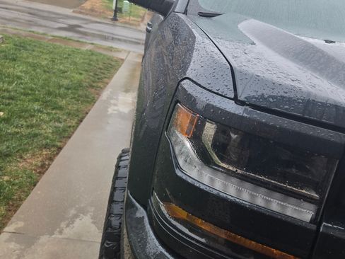 Used 2018 Chevrolet Silverado 1500 LT w/ All Star Edition image 9