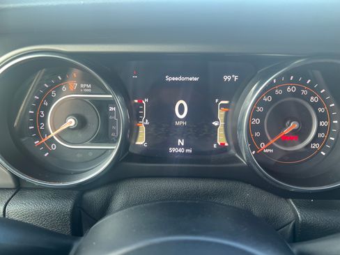 Used 2020 Jeep Wrangler Unlimited Sport AWD/4WD image 4