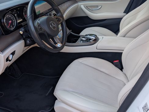 Used 2018 Mercedes-Benz E 300 image 12