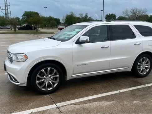 Used 2017 Dodge Durango Citadel RWD image 1