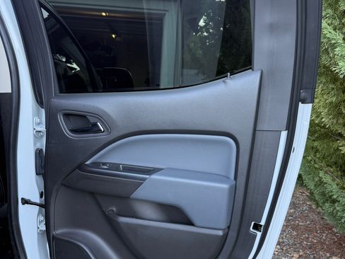 Used 2021 Chevrolet Colorado Z71 w/ Safety Package image 20