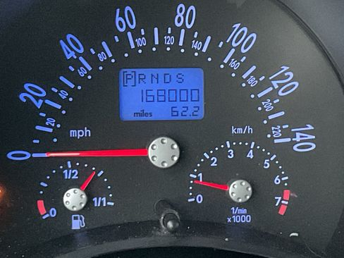 Used 2003 Volkswagen Beetle GLS image 9