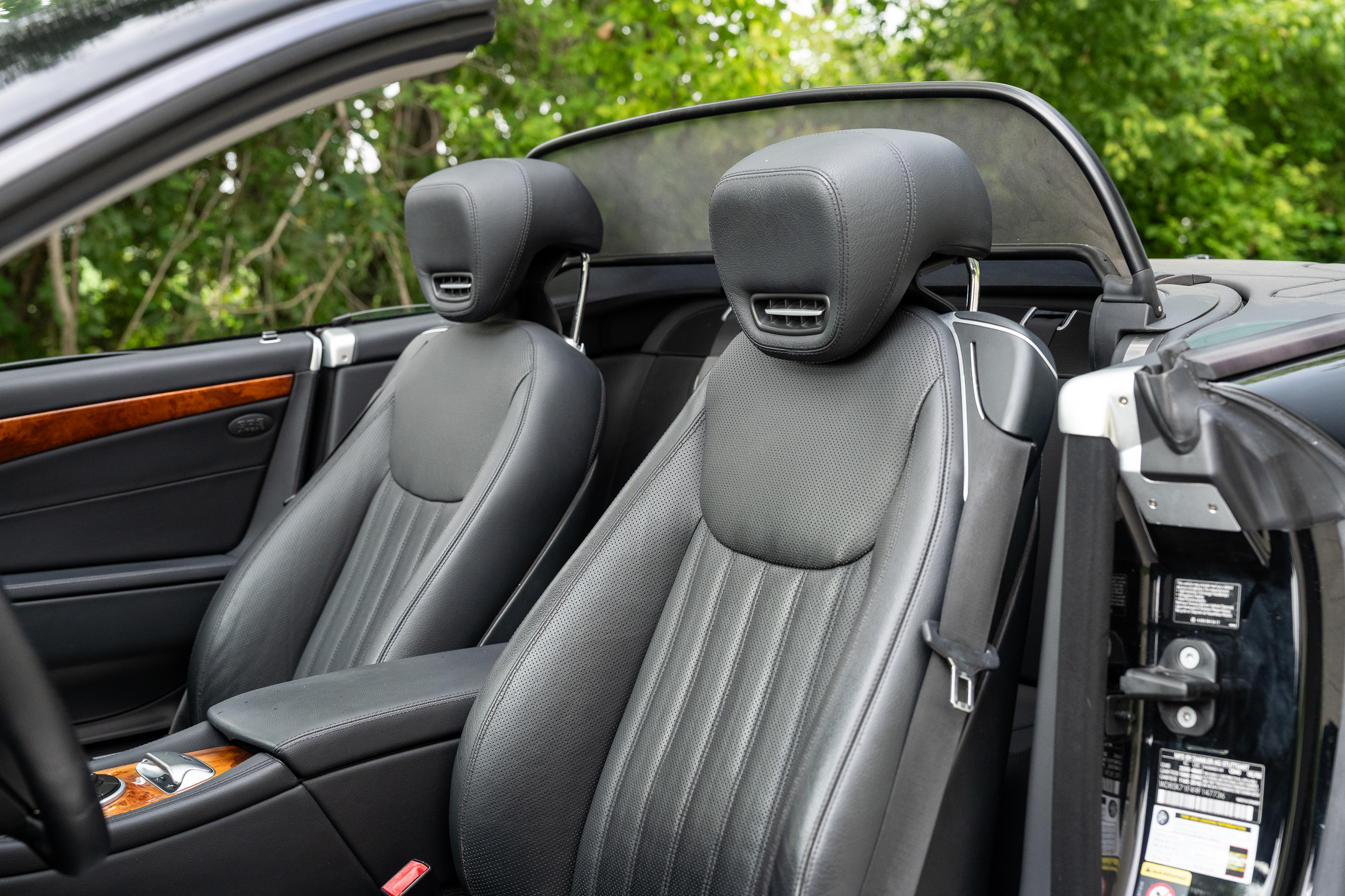 Used 2009 Mercedes-Benz SL 550 image 19