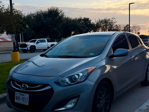 Used 2014 Hyundai Elantra GT image 14
