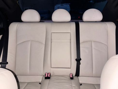 Used 2008 Mercedes-Benz E 550 Sedan image 6