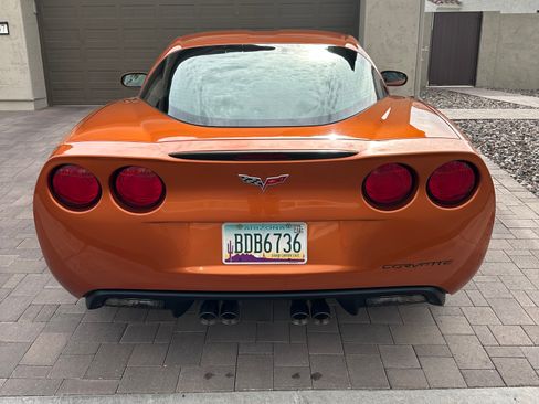Used 2007 Chevrolet Corvette Coupe w/ Preferred Equipment Group RWD image 5