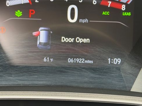 Used 2021 Honda CR-V Touring image 6