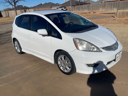 Used 2009 Honda Fit Sport image 2