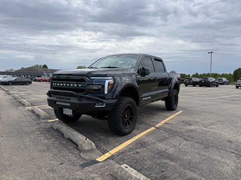 Used 2024 Ford F150 Lariat w/ Equipment Group 502A High AWD/4WD image 6