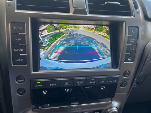 Used 2017 Lexus GX 460 image 14