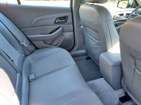 Used 2015 Chevrolet Malibu LT image 12