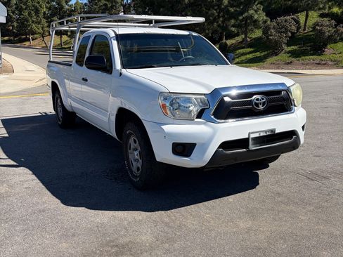Used 2013 Toyota Tacoma 2WD Access Cab w/ SR5 Pkg image 4