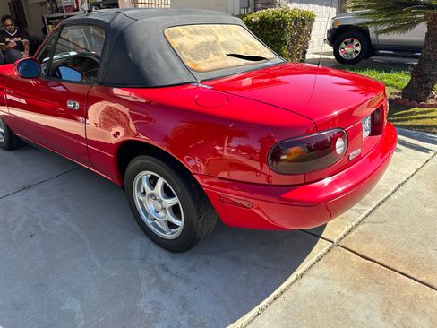 Used 1994 MAZDA MX-5 Miata image 13