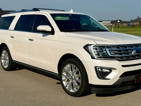 Used 2019 Ford Expedition Max Limited w/ Equipment Group 302A RWD image 10