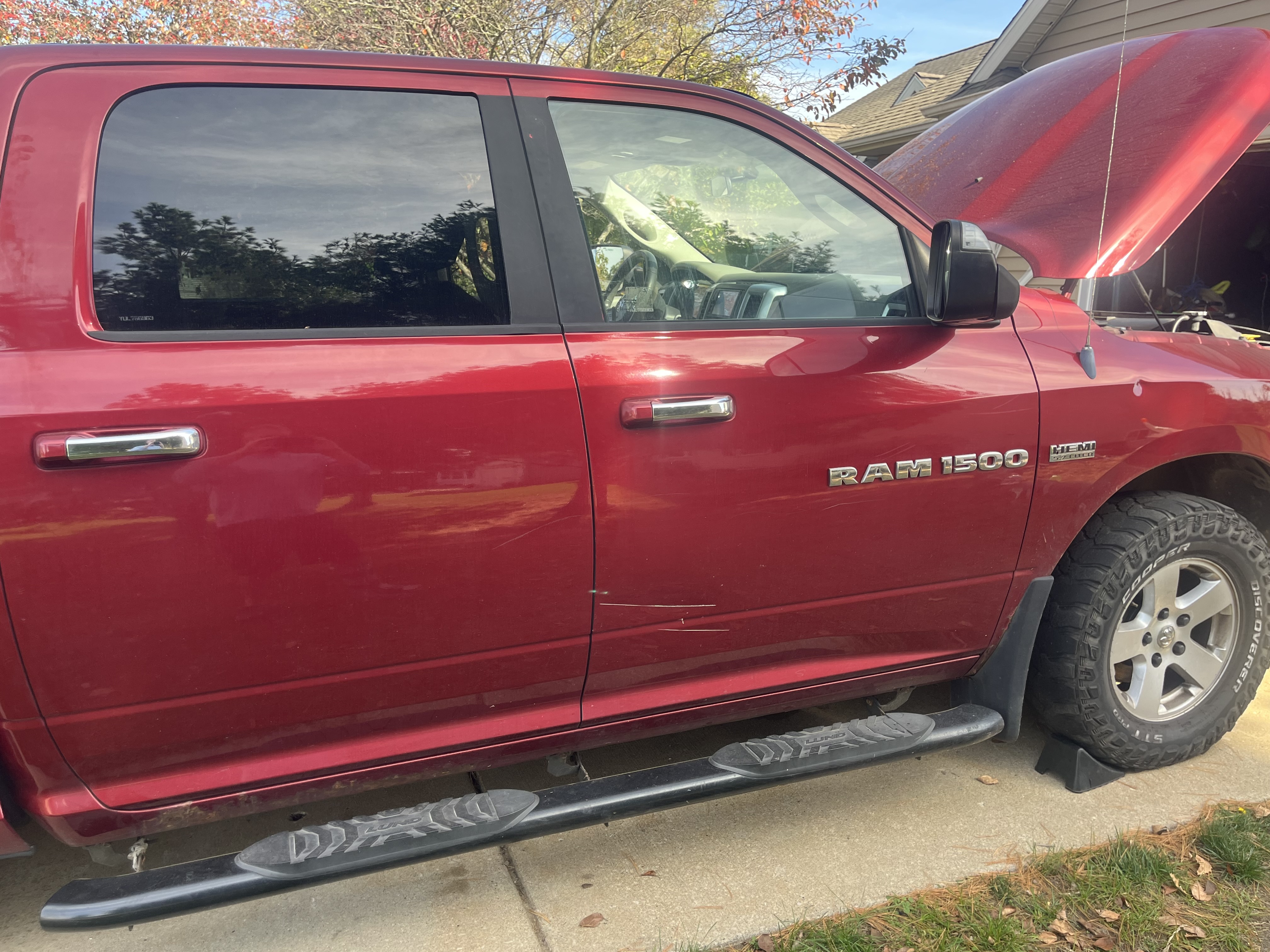 Used 2012 RAM 1500 Classic SLT w/ Protection Group AWD/4WD image 4
