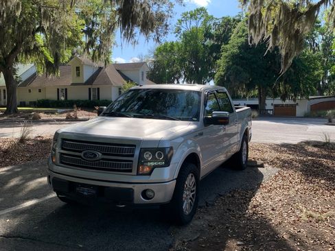 Used 2010 Ford F150 Platinum image 9