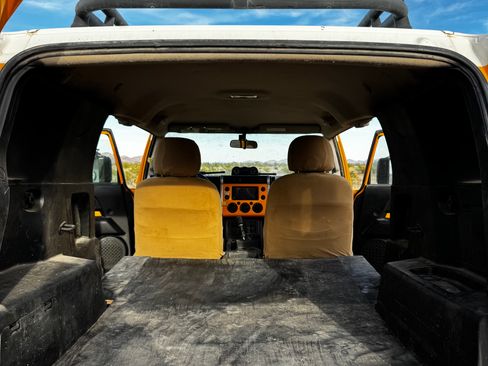 Used 2007 Toyota FJ Cruiser 4WD image 16