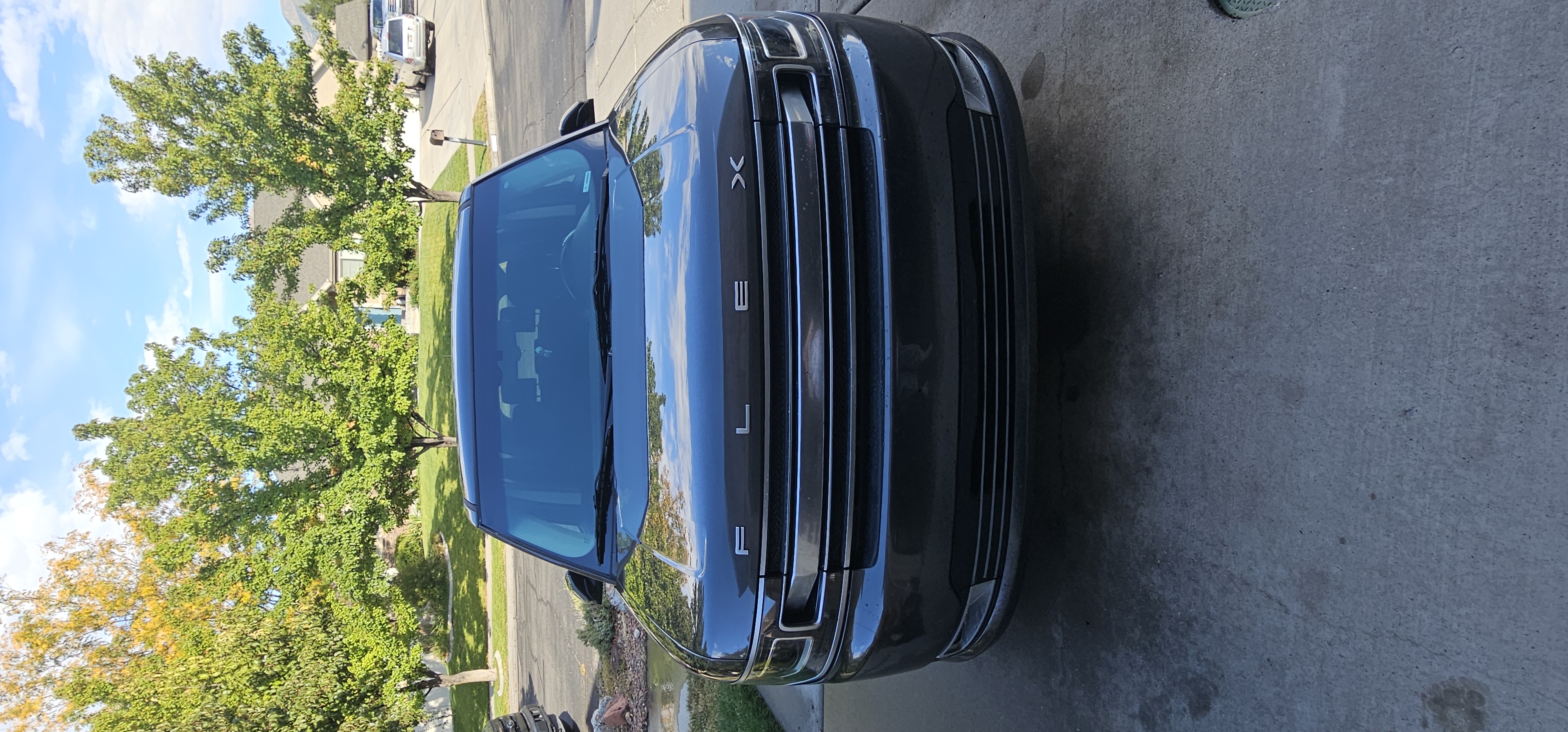 Used 2019 Ford Flex Limited AWD/4WD image 2