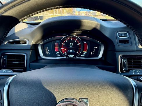 Used 2014 Volvo XC70 3.2 Platinum image 22