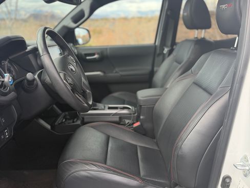 Used 2023 Toyota Tacoma TRD Pro image 19