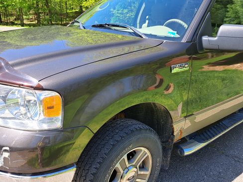 Used 2006 Ford F150 XLT image 2