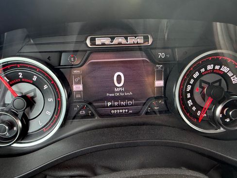 Used 2021 RAM 1500 Big Horn image 15