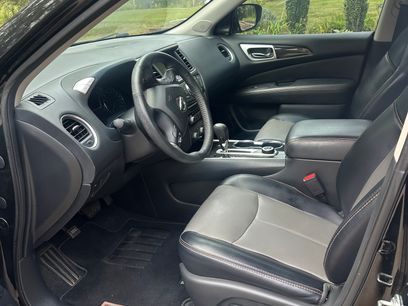 Used 2020 Nissan Pathfinder SL