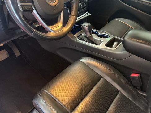 Used 2019 Jeep Grand Cherokee Limited w/ Luxury Group II RWD image 9
