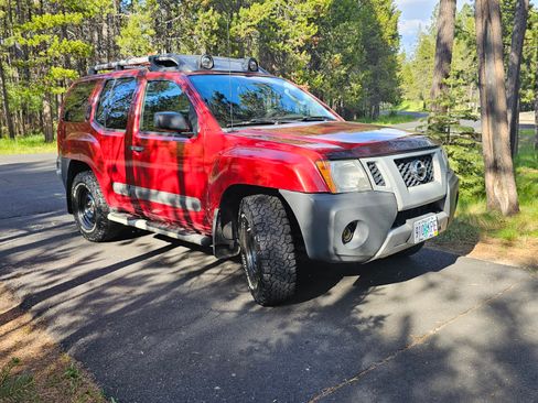 Used 2012 Nissan Xterra PRO-4X w/ Pro-4x Leather Pkg image 2