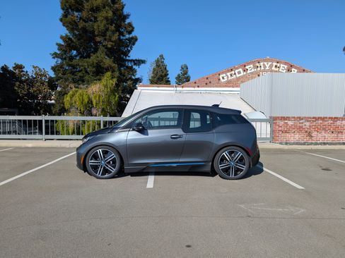 Used 2017 BMW i3 w/ Range Extender image 1