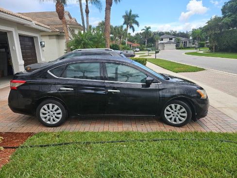 Used 2014 Nissan Sentra SV FWD image 8