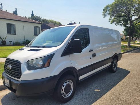 Used 2016 Ford Transit 250 130 Low Roof image 2