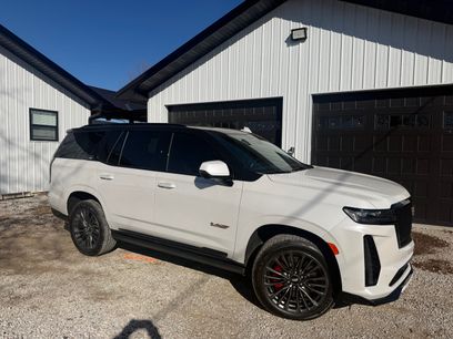Used 2023 Cadillac Escalade V w/ Heavy-Duty Trailer Package