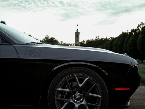 Used 2018 Dodge Challenger R/T w/ Quick Order Package 28P T/A RWD image 13
