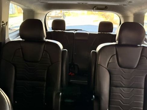 Used 2020 Kia Telluride SX w/ SX Prestige Package image 14