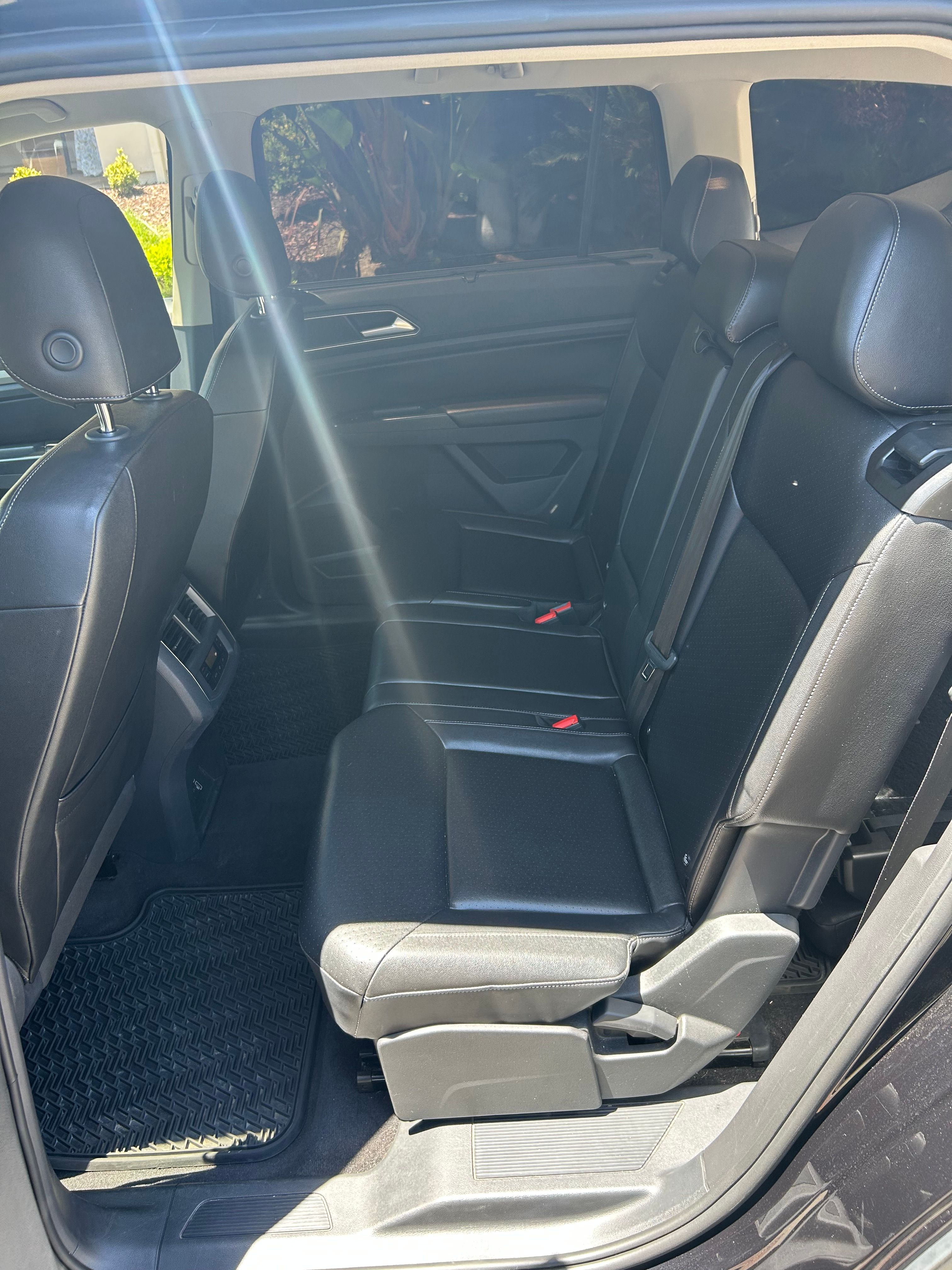 Used 2018 Volkswagen Atlas SE FWD image 14