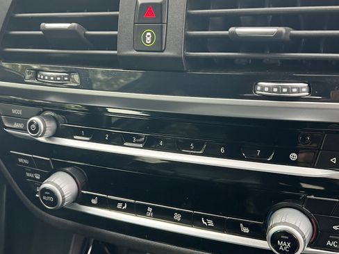 Used 2019 BMW X3 sDrive30i w/ Convenience Package image 10