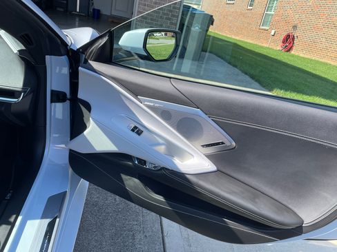 Used 2020 Chevrolet Corvette Stingray Preferred Cpe w/ 2LT Preferred Equipment Group RWD image 15