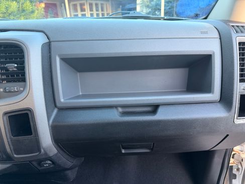 Used 2013 RAM 1500 Express image 18