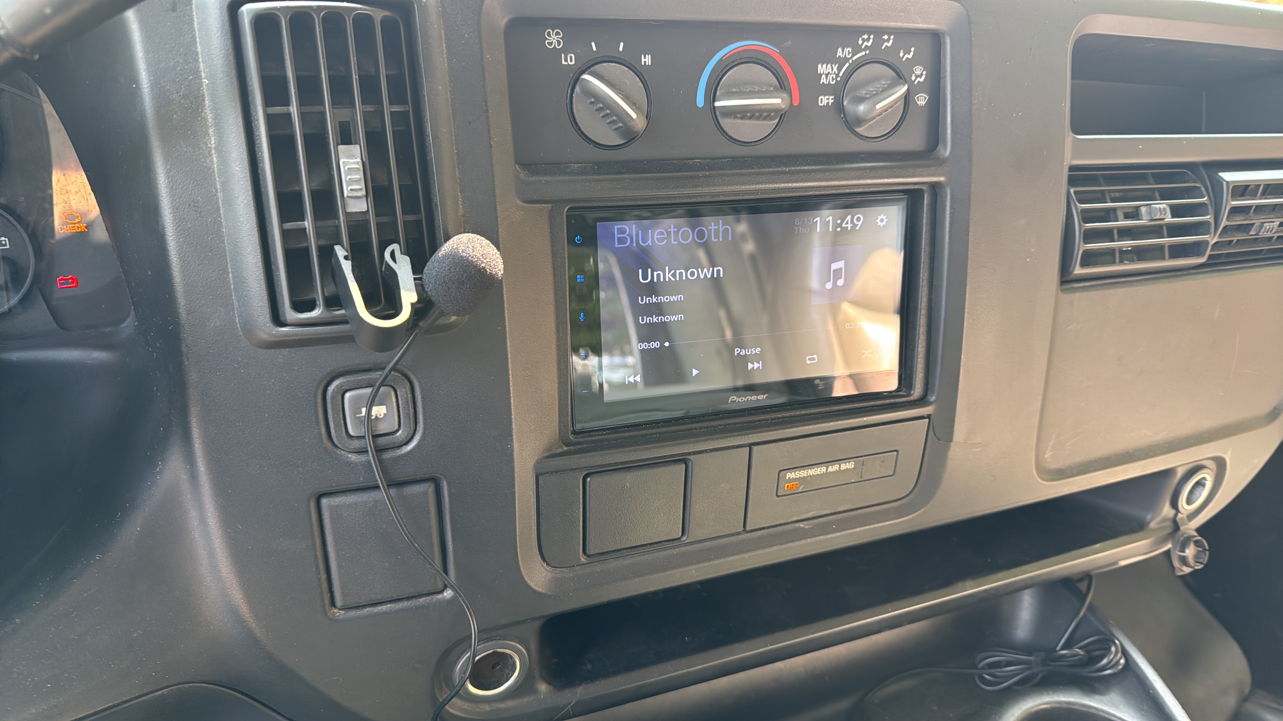 Used 2007 Chevrolet Express 1500 RWD image 8