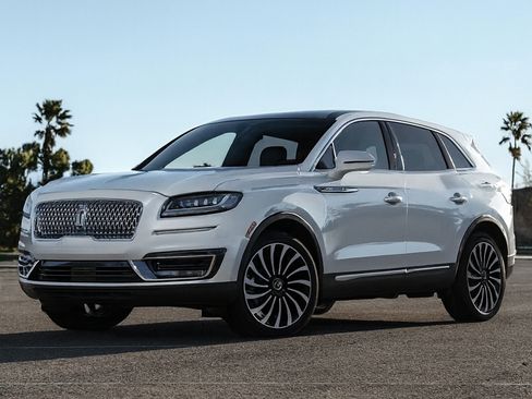 Used 2019 Lincoln Nautilus Select image 1