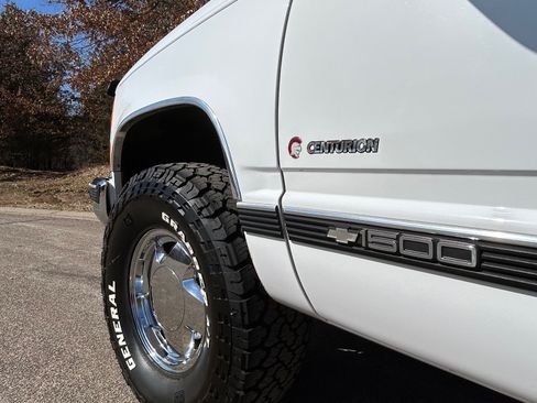 Used 1998 Chevrolet Silverado 1500 4x4 Regular Cab w/ Preferred Equipment Group 2 image 10